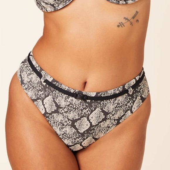 New! Andie Riviera Bikini Bottom - Picture 1 of 8